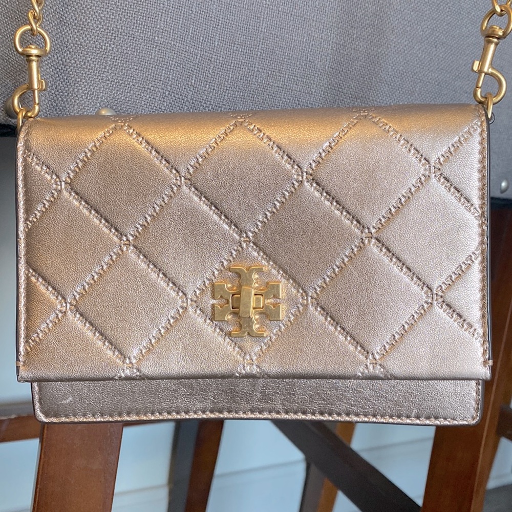 Rose gold Tory Burch crossbody purse